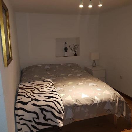Central Apartment Madrid Exterior photo